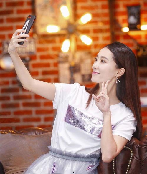 娱乐爆料事白鹿,揭秘明星背后的故事 第2张 娱乐爆料事白鹿,揭秘明星背后的故事 第2张